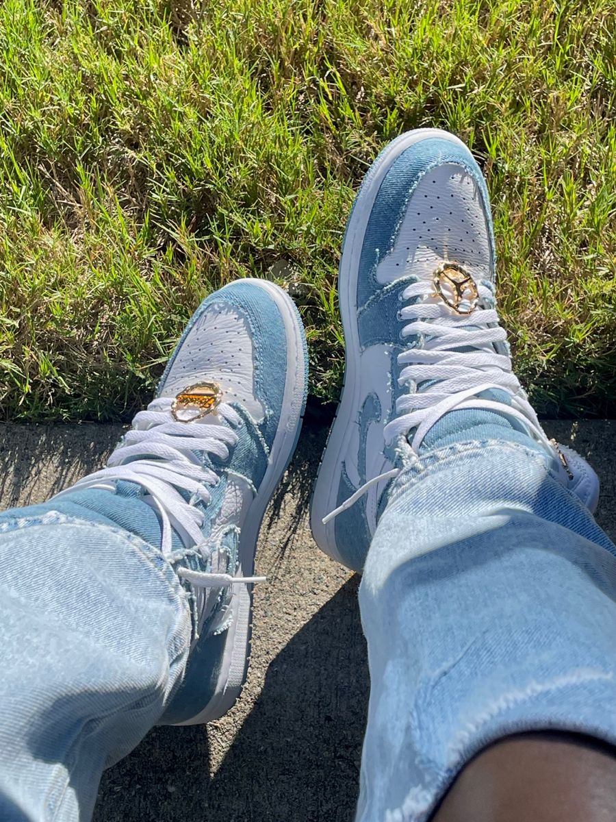 Air Jordan 1 Retro High OG ‘Denim’ photo review