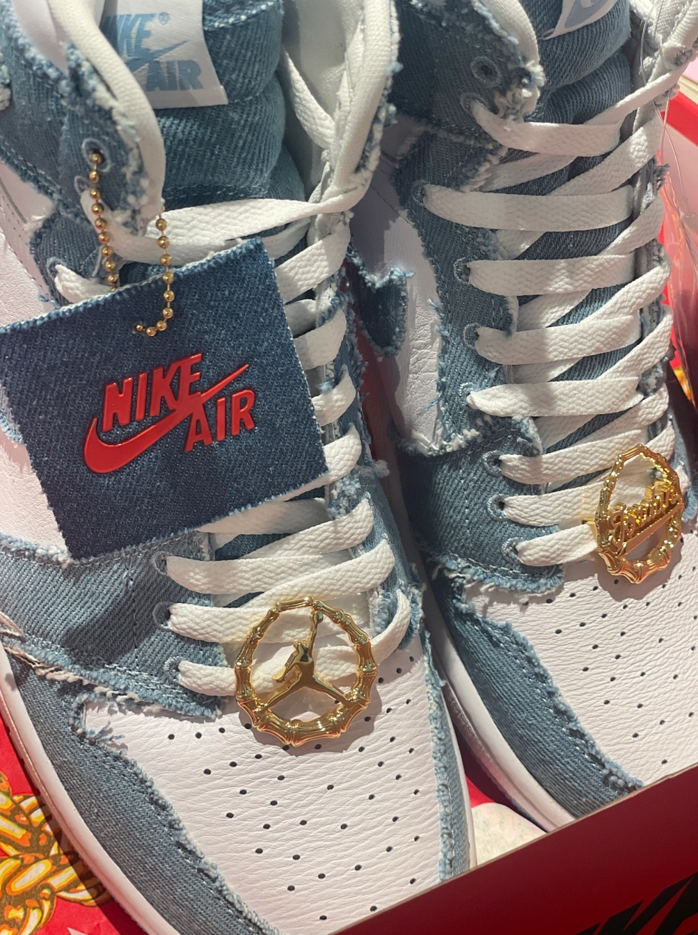 Air Jordan 1 Retro High OG ‘Denim’ photo review